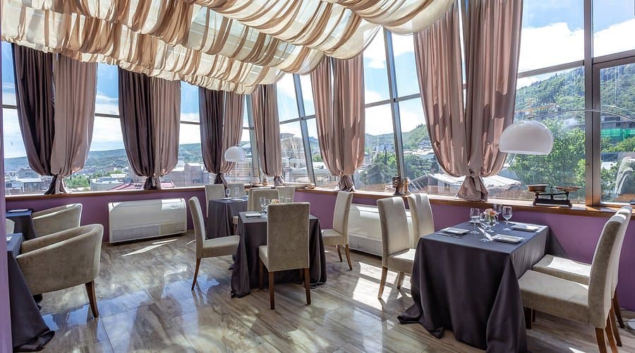 Piano Bar restaurant on the seventh floor of A5 Hotel